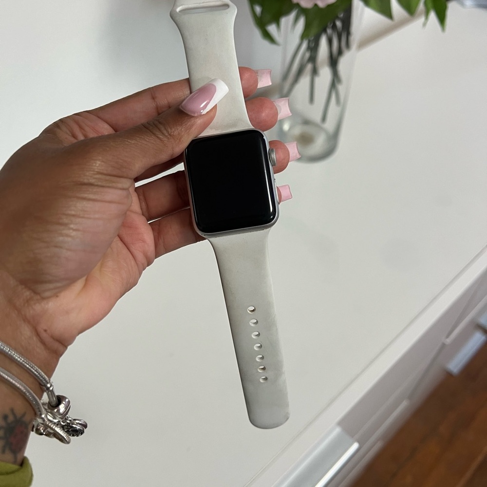 Apple Watch Series 3 - Picture 3 of 5
